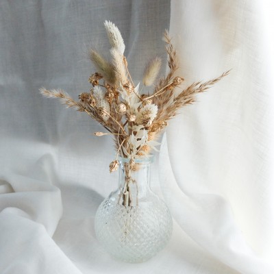 Bouquet de fleurs séchées et son vase en verre