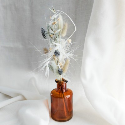 Bouquet de fleurs séchées et son vase en verre apothicaire