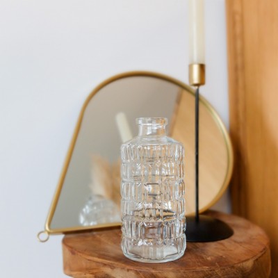 Carafe en verre ciselé
