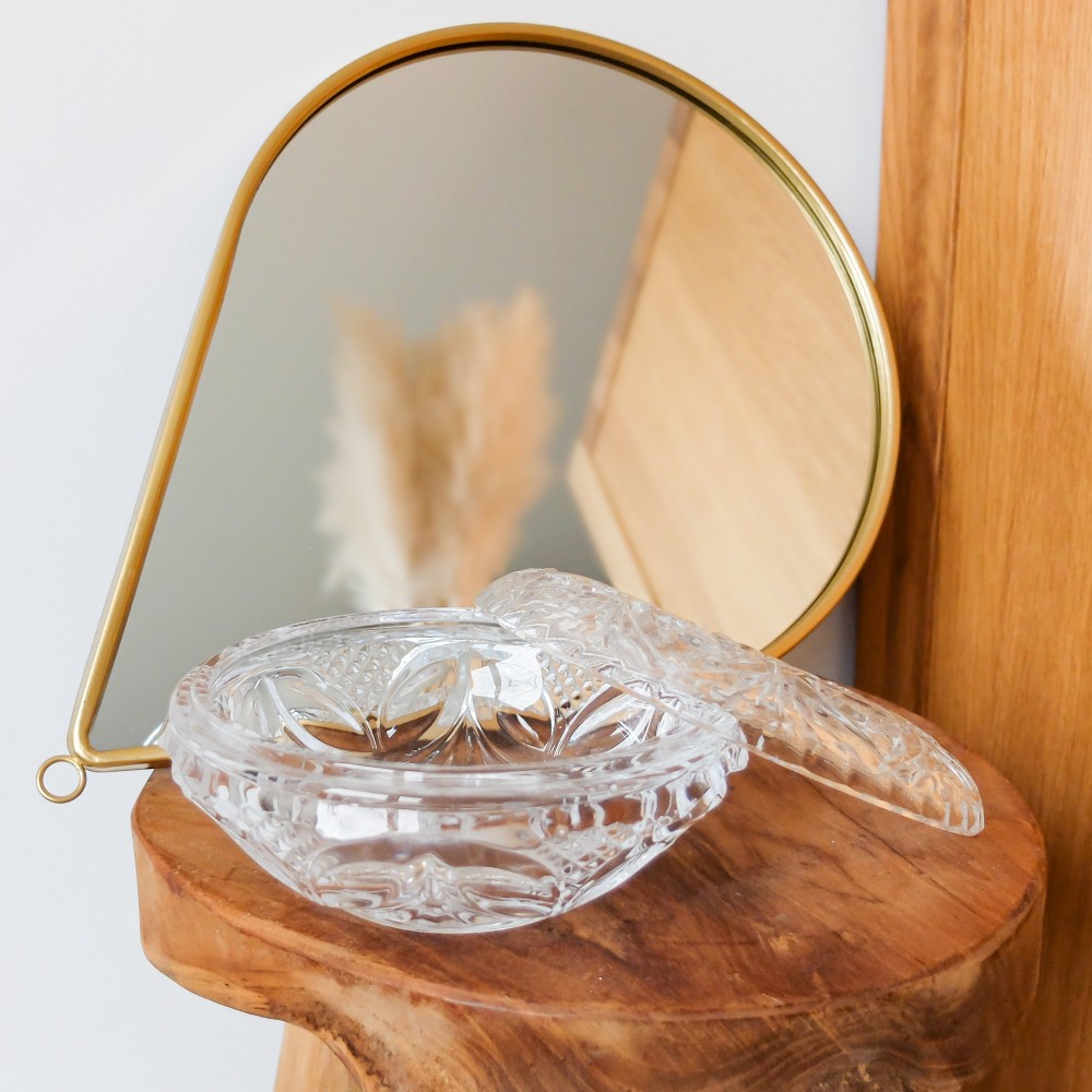 Bonbonnière en verre avec couvercle
